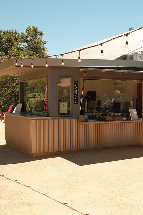 cornerstone cafe sonoma outside
